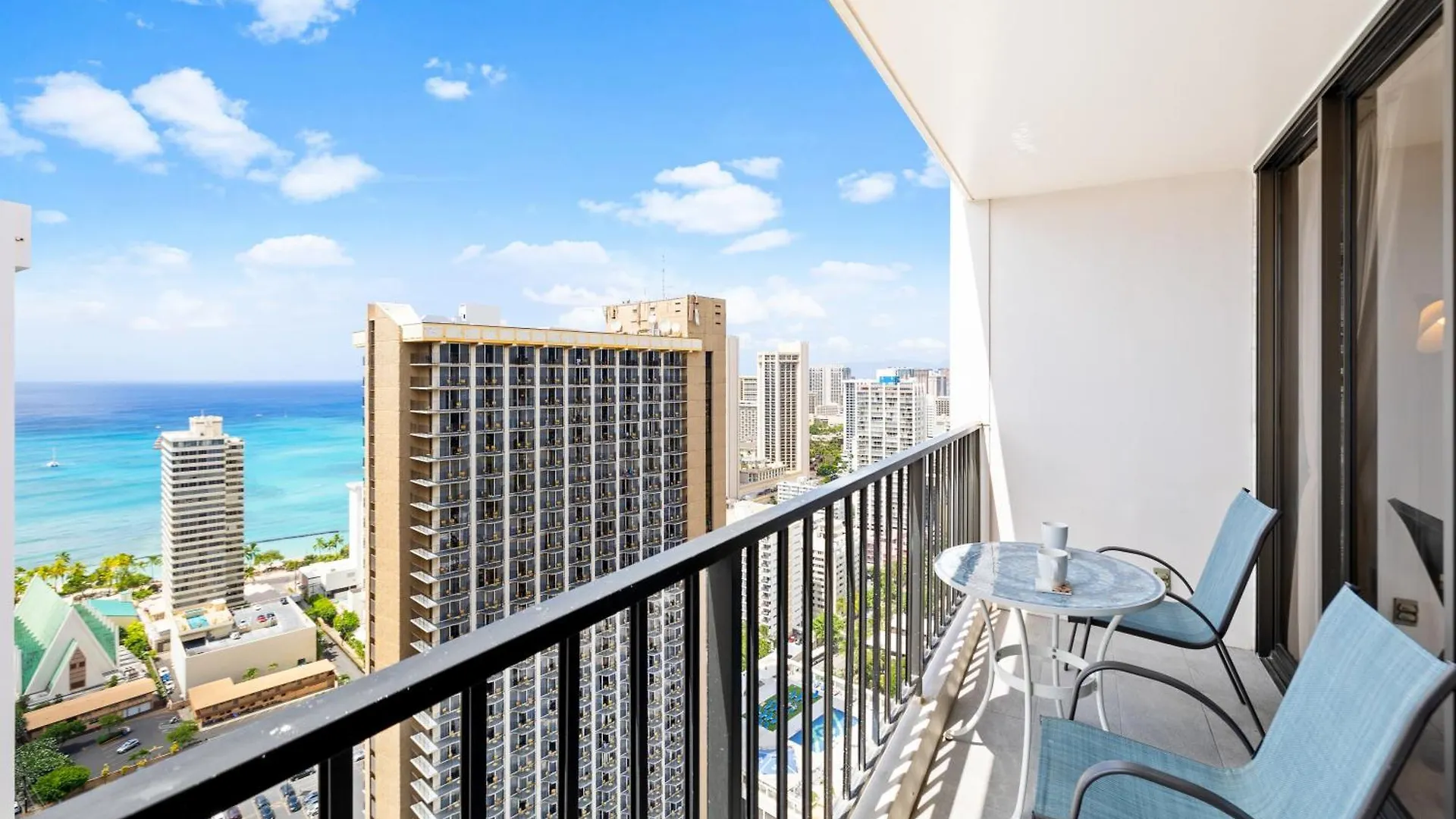 Heart Of Waikiki - Ocean View Condo With Free Parking Honolulu 0*,  ABD