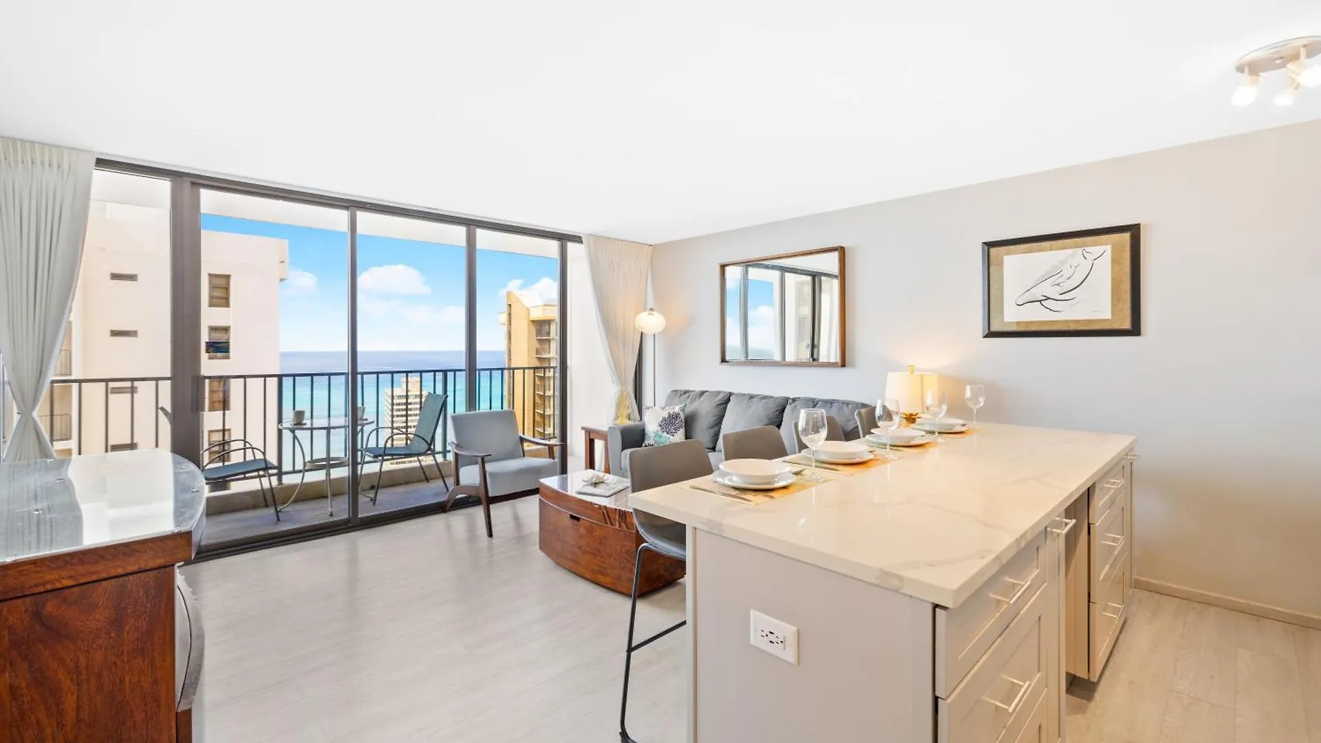 Heart Of Waikiki - Ocean View Condo With Free Parking Honolulu ABD