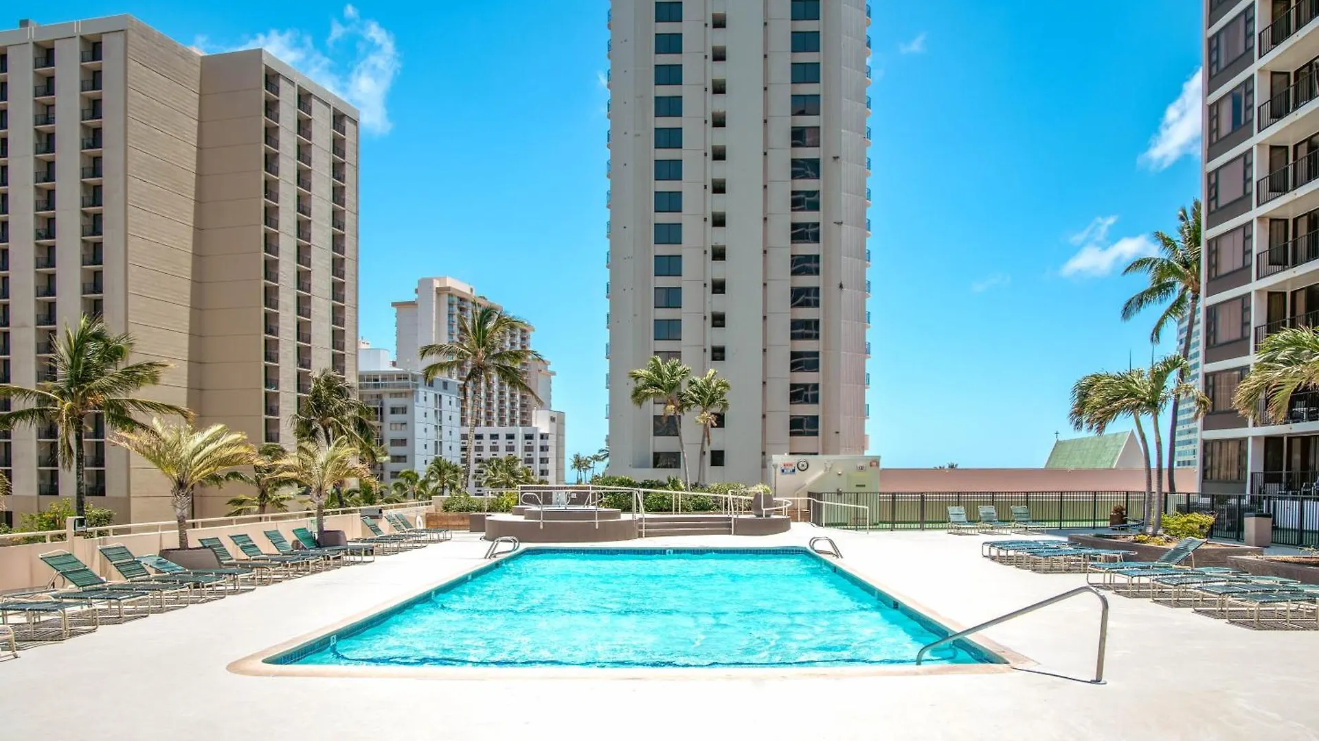 Heart Of Waikiki - Ocean View Condo With Free Parking Honolulu Daire